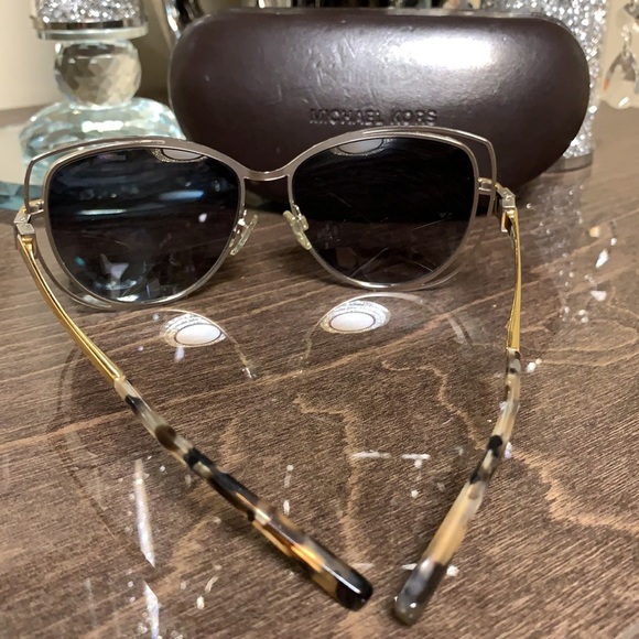Michael Kors Audrina i MK 1013 (112011) sunglasses - Picture 12 of 15